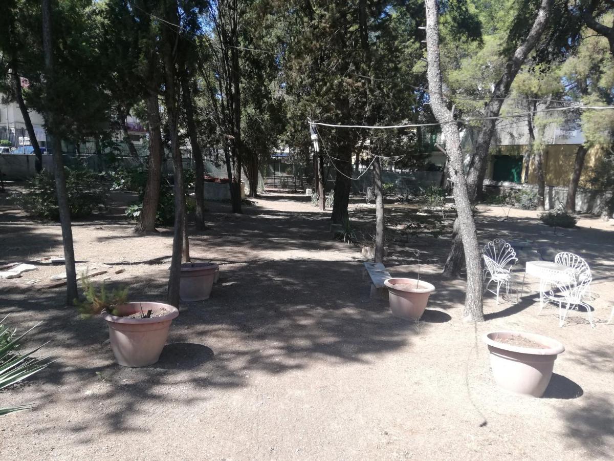 Wild Paradise Canosa di Puglia Luaran gambar