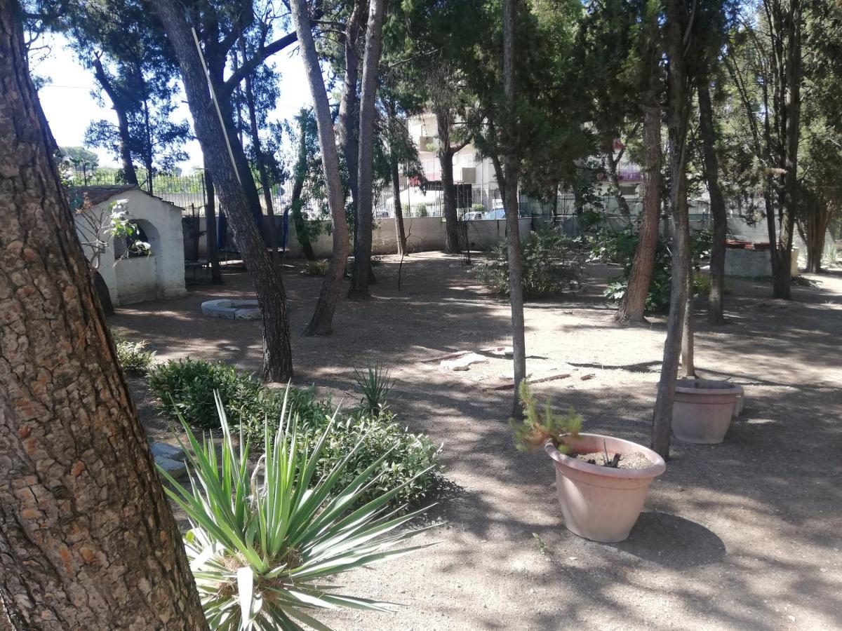 Wild Paradise Canosa di Puglia Luaran gambar